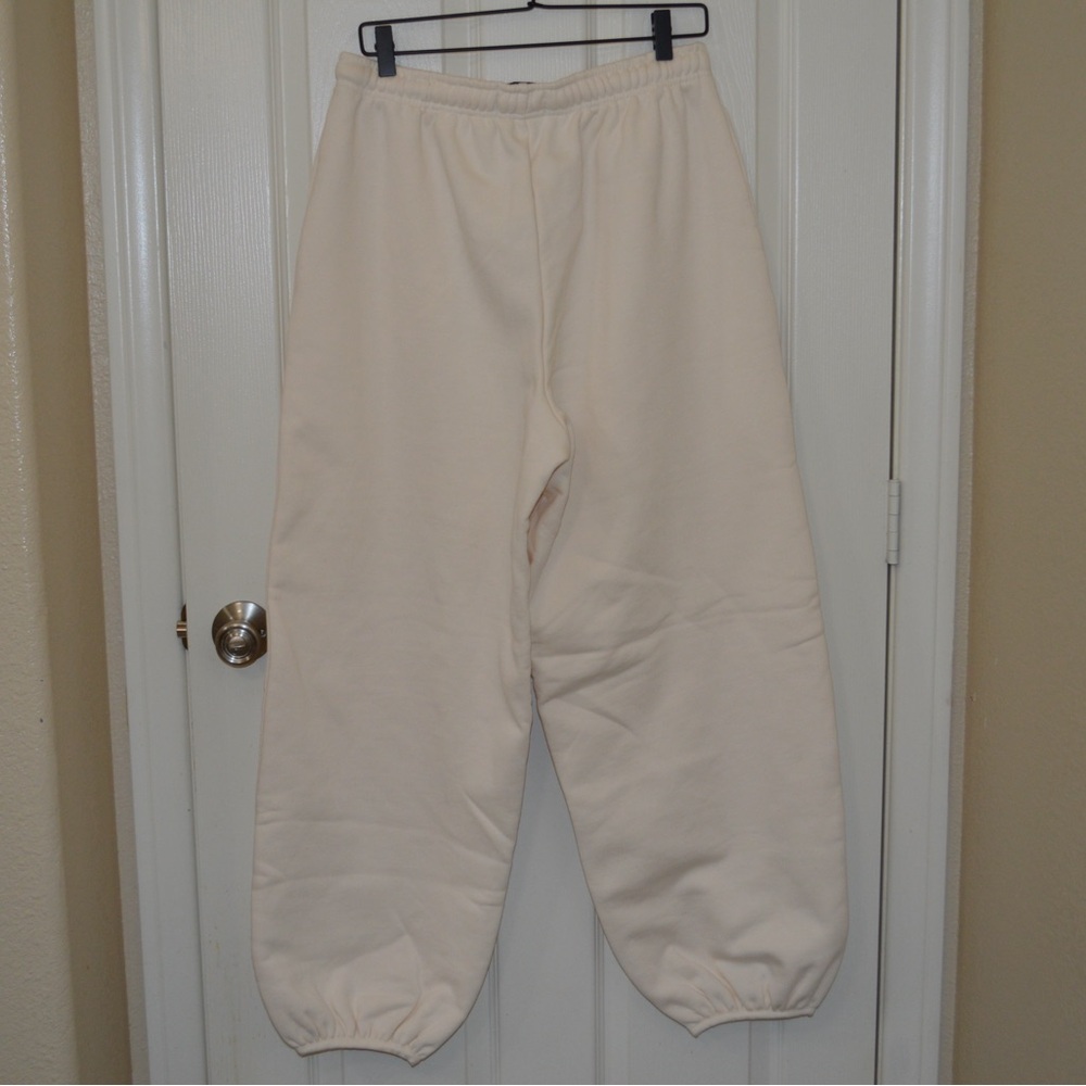 KBB by KAHLANA Women's High-Rise Straight Leg 'The Dwayne Sweats' - Cream M - Picture 4 of 10